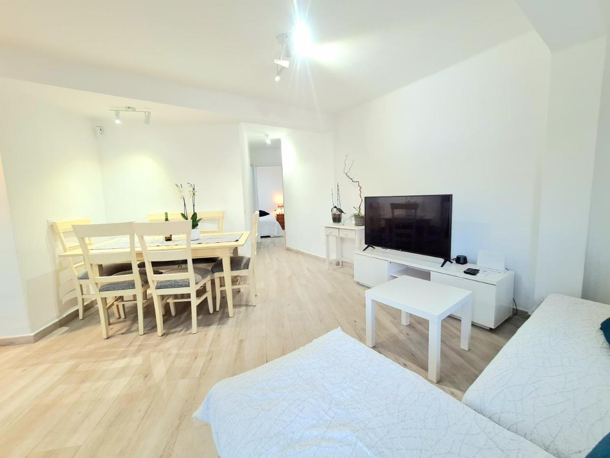 Aa Guest - Sol Eco Apartment Lateral Sea Views フエンヒロラ エクステリア 写真