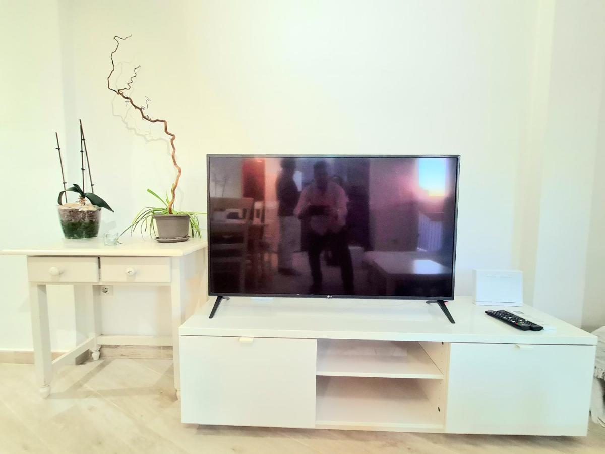 Aa Guest - Sol Eco Apartment Lateral Sea Views フエンヒロラ エクステリア 写真